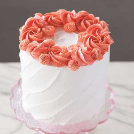Bolo Buttercream Flores - Açúcar às Bolinhas - Cake Design